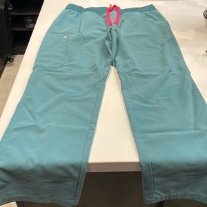 Figs limited edition Hydro green with hot pink tie Kade pants MP